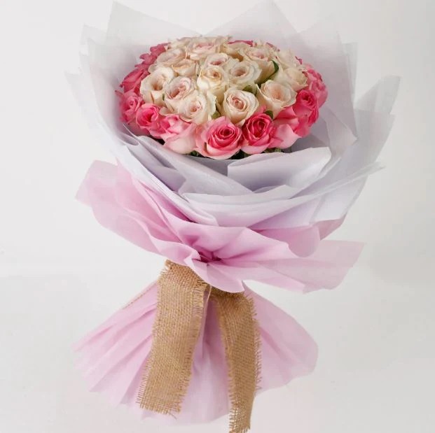 Pink N White Roses Bunch